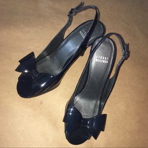 Stuart Weitzman navy heels